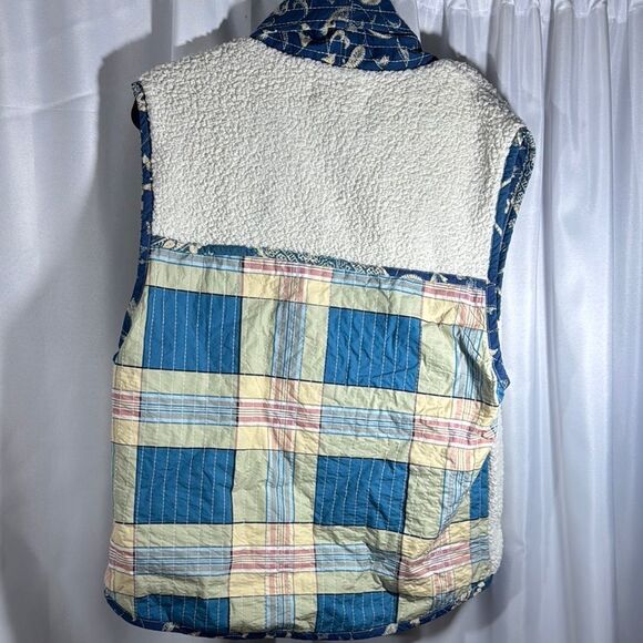 Free People Blue and White Teddy Jacket Vest Plush Cozy Design XS - Picture 4 of 4